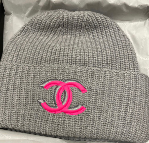 Chanel CC Logo Beanie Hat (Light Grey & Pink)