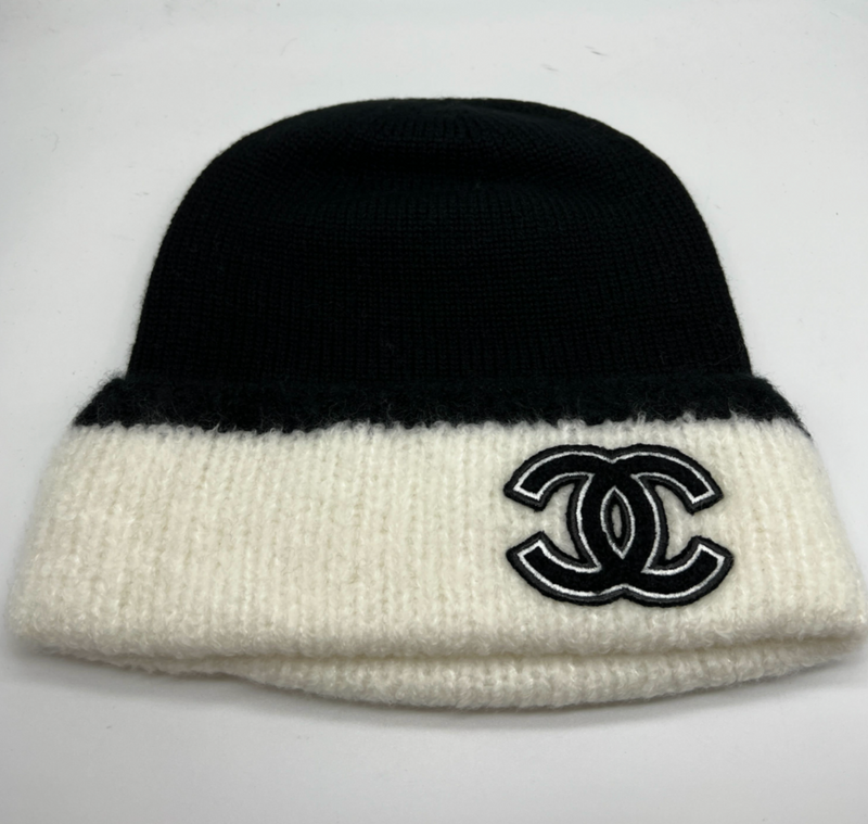 CHANEL 23N Coco Neige Black Beanie Hat