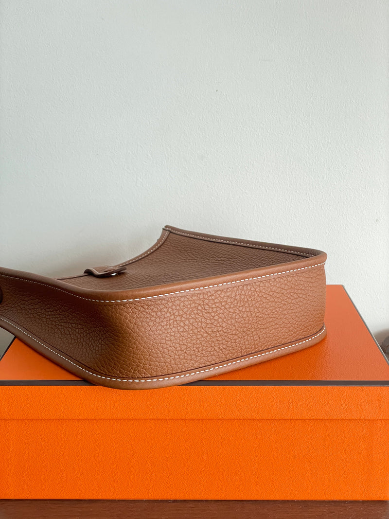 Hermès Mini Evelyne 16 Leather Bag Gold Clemence PHW