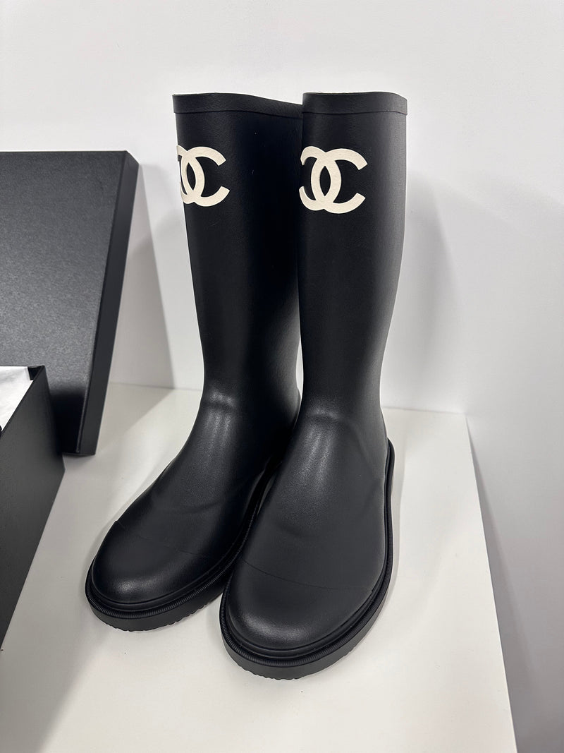 Chanel High Boots (Black)