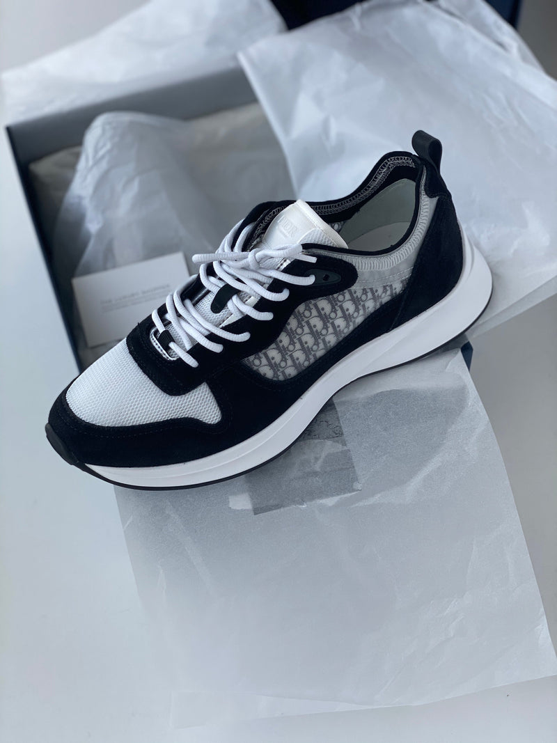 Dior B25 Oblique Runner Sneakers