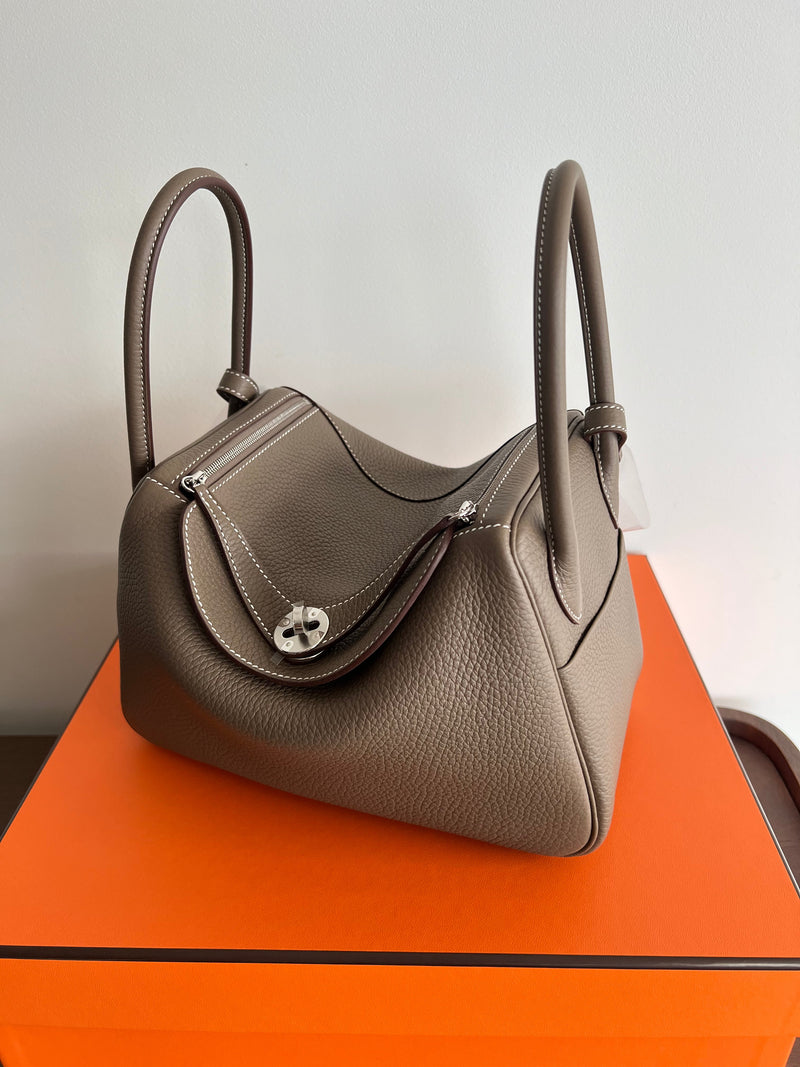 Hermès Lindy 26 Etoupe Clemence PHW