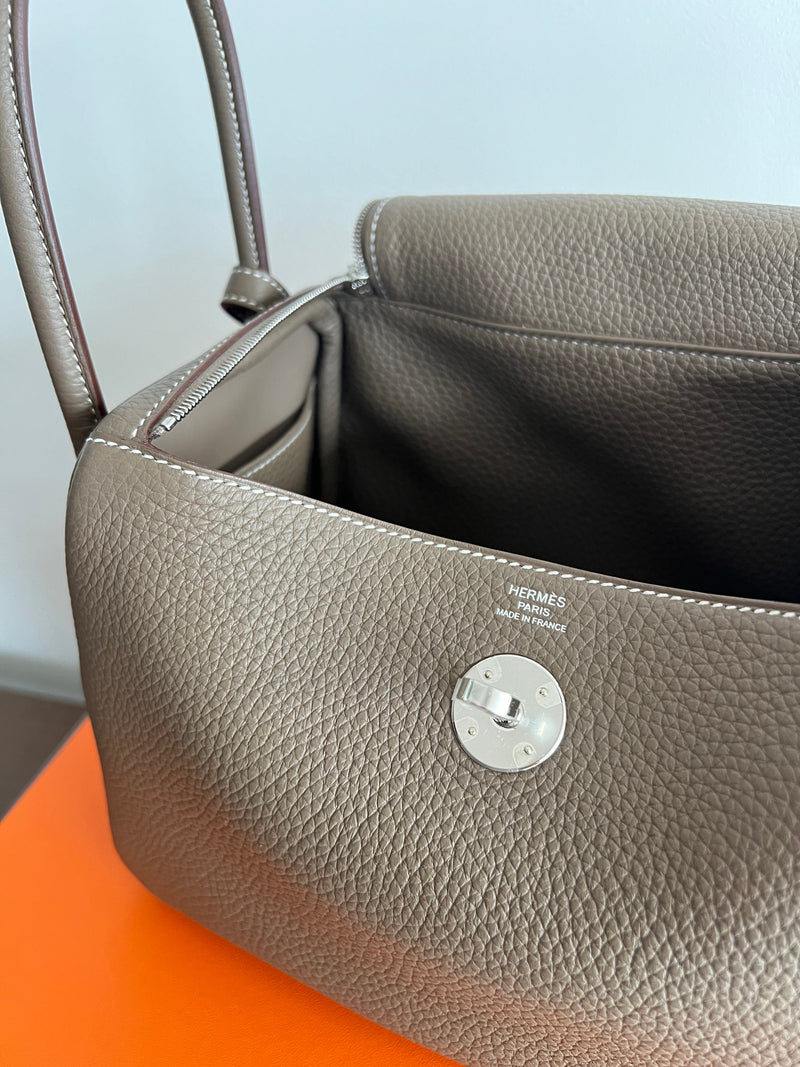 Hermès Lindy 26 Etoupe Clemence PHW