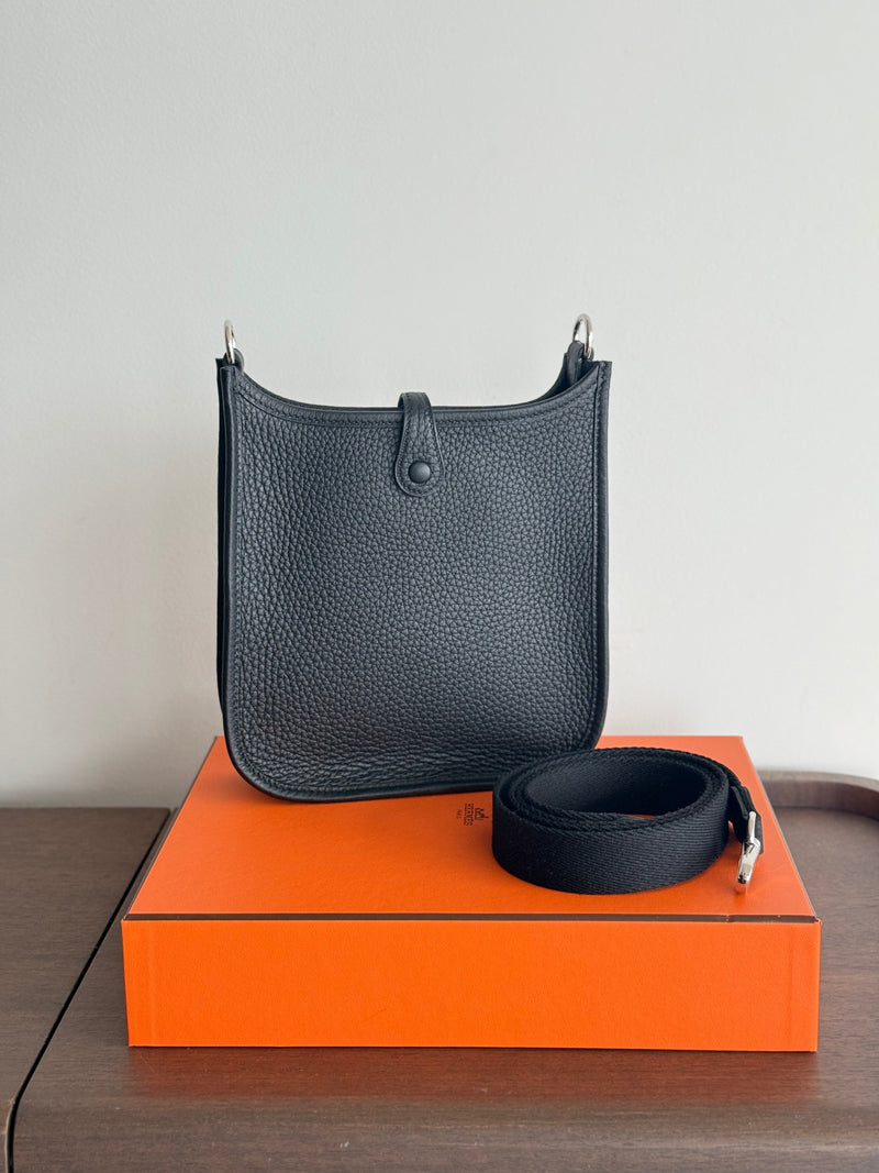 Hermès Mini Evelyne 16 Leather Bag Black Clemence Palladium Hardware