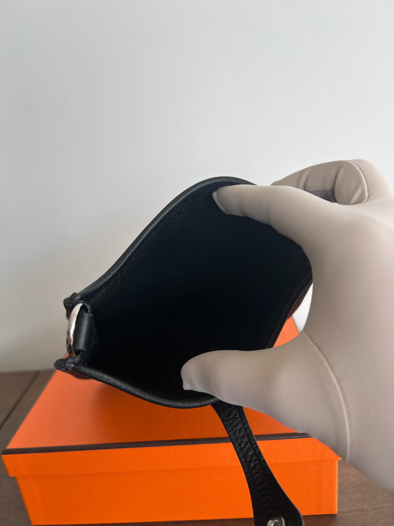 Hermès Mini Evelyne 16 Leather Bag Black Clemence Palladium Hardware