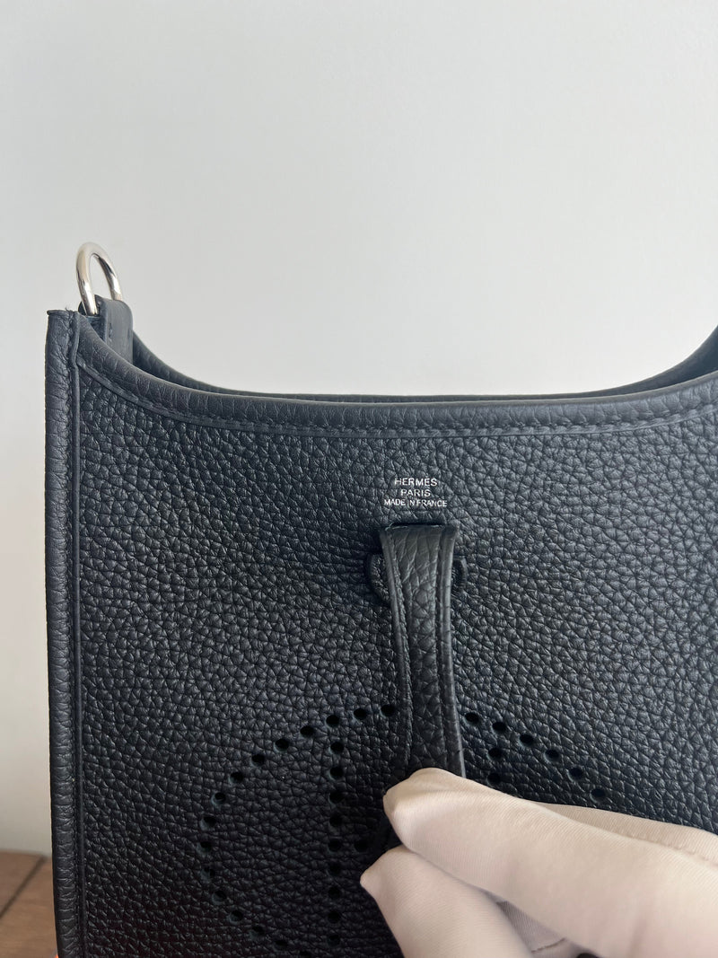 Hermès Mini Evelyne 16 Leather Bag Black Clemence Palladium Hardware