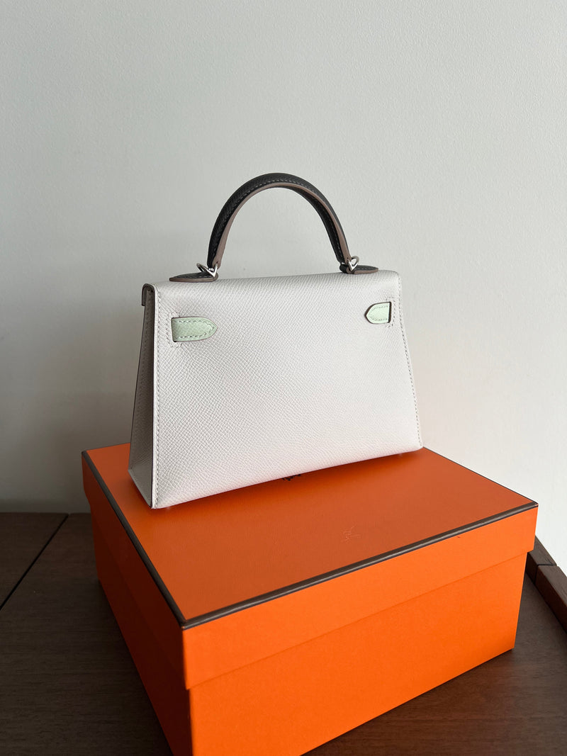 Hermès Mini Kelly 20 Gris Pale / Vert Fizz / Graphite Epsom PHW