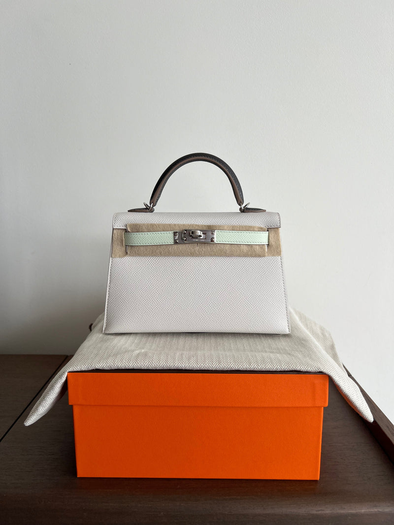Hermès Mini Kelly 20 Gris Pale / Vert Fizz / Graphite Epsom PHW