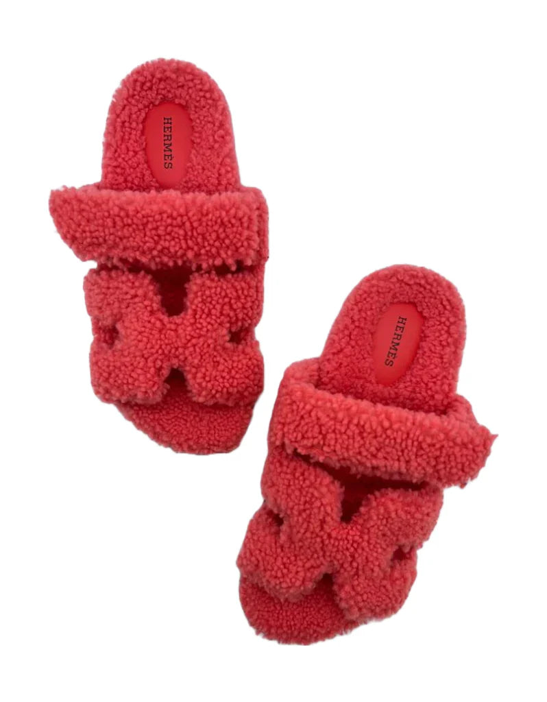 Hermès Chypre Full Shearling Sandals (Rose Du Désert)