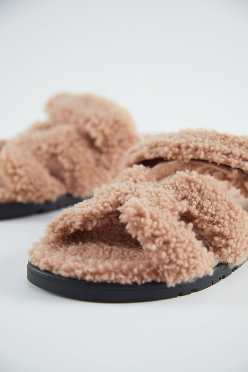 Hermès Chypre Full Shearling Sandals (Rose Aube)