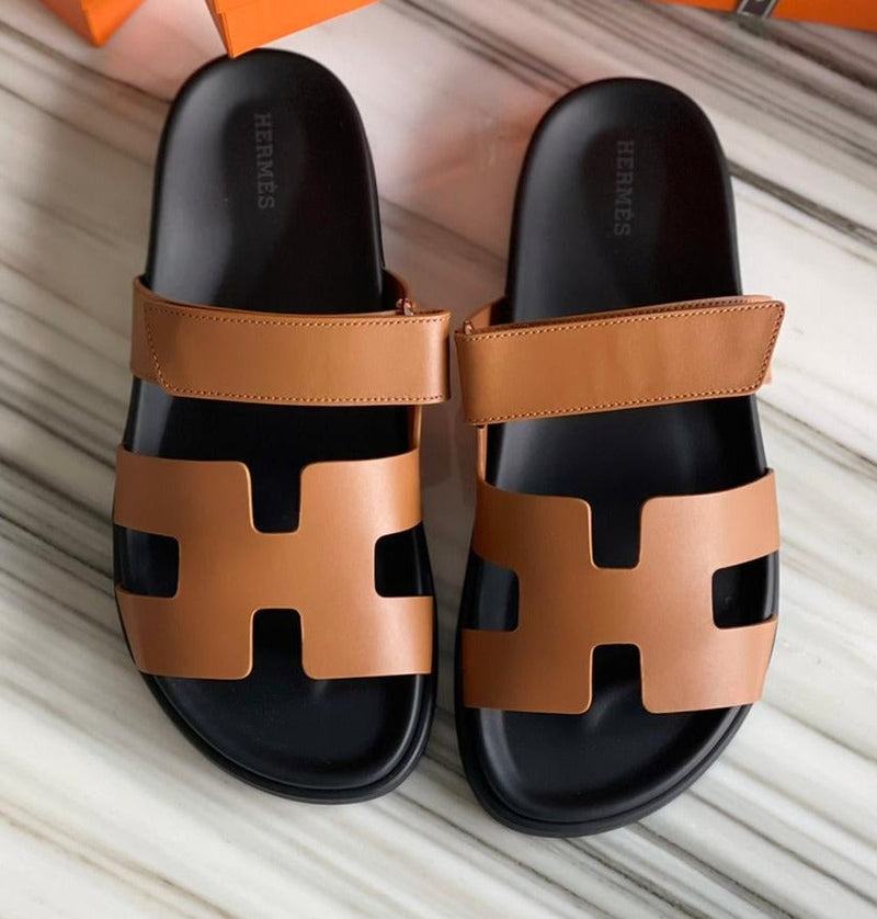 Hermès Chypre Sandals (Naturel/Black)