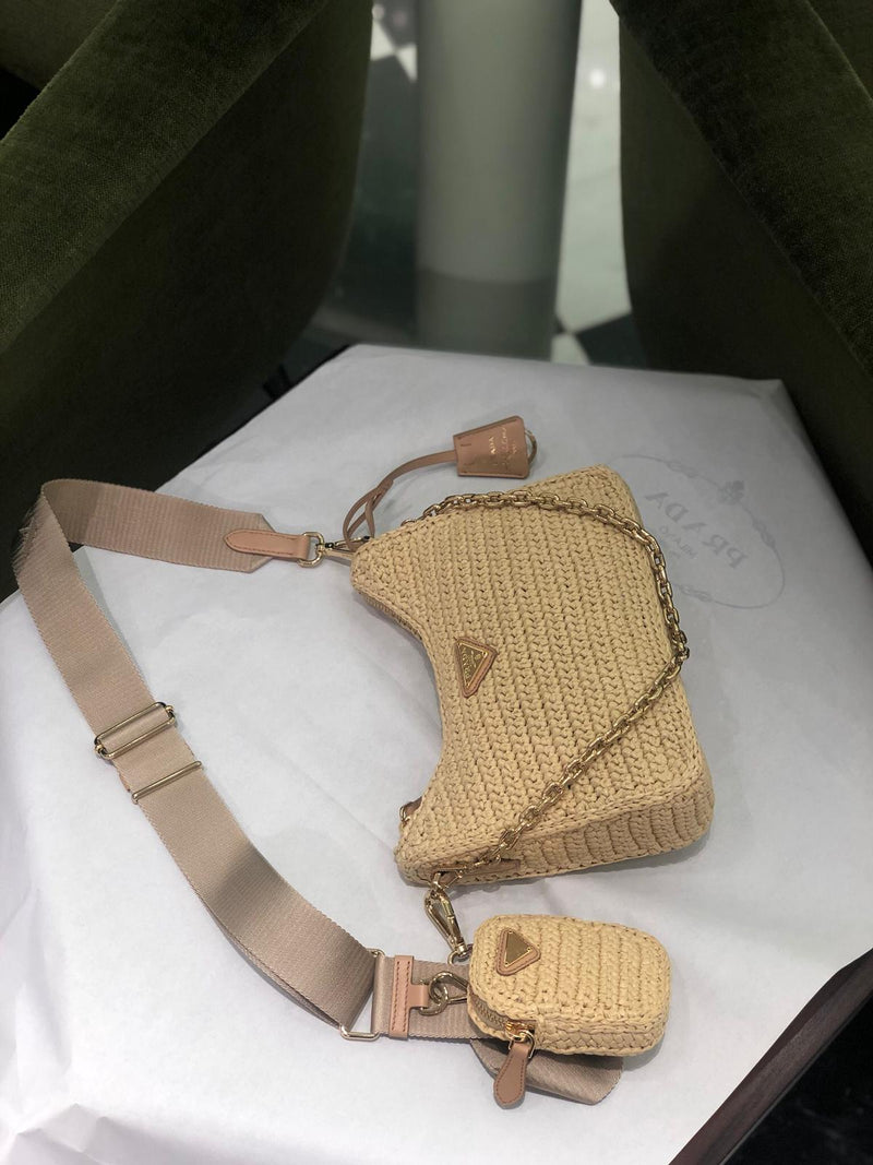Prada Re-Edition 2005 Raffia Bag (Beige)