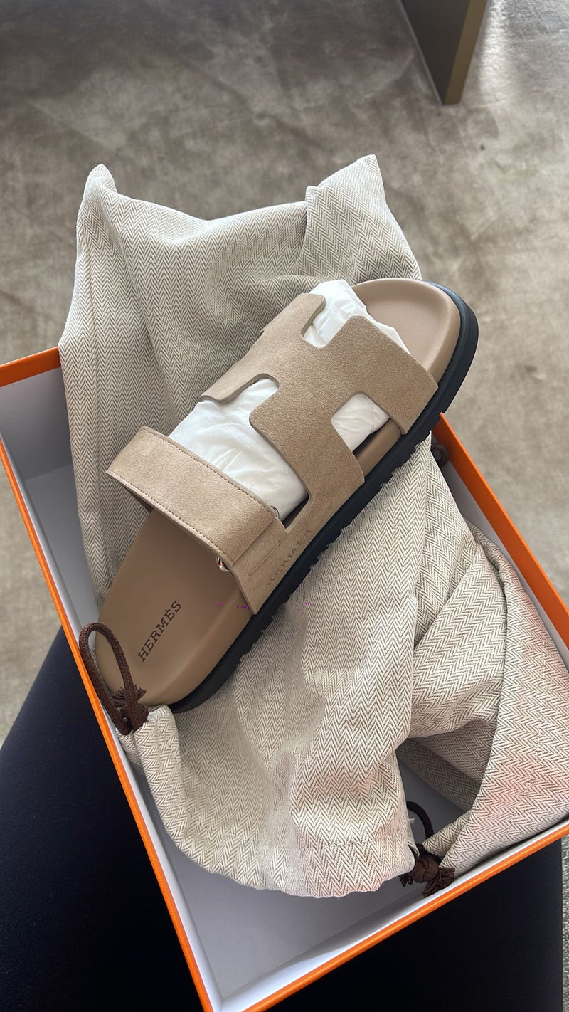 Hermès Chypre Sandals (Beige Argile)