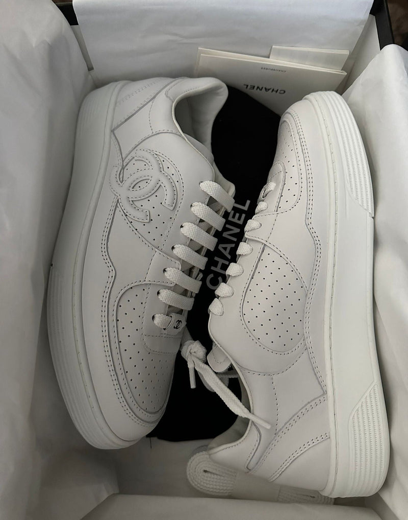 Chanel CC Logo Calfskin Sneaker White (2023)