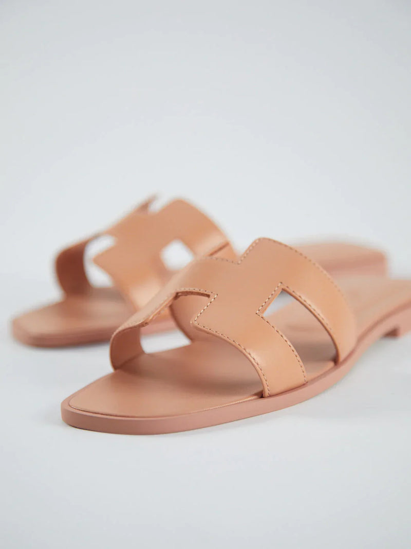 Hermès Oran Sandals (Granit Rose)