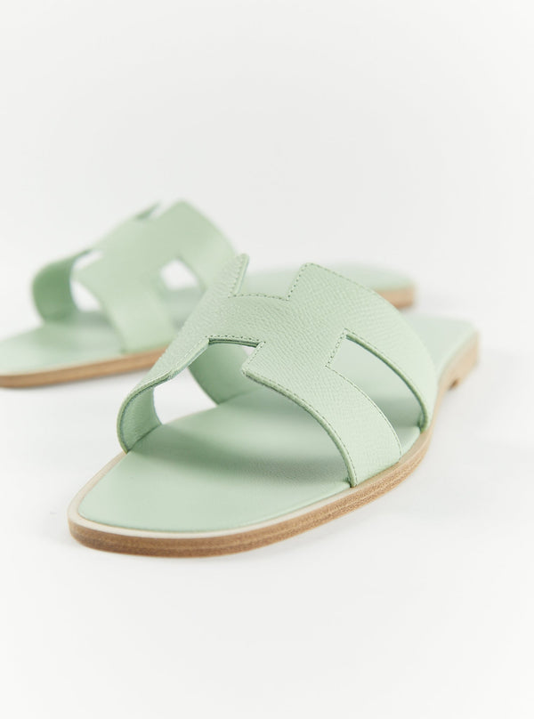 Hermès Oran Sandals (Vert Jade)
