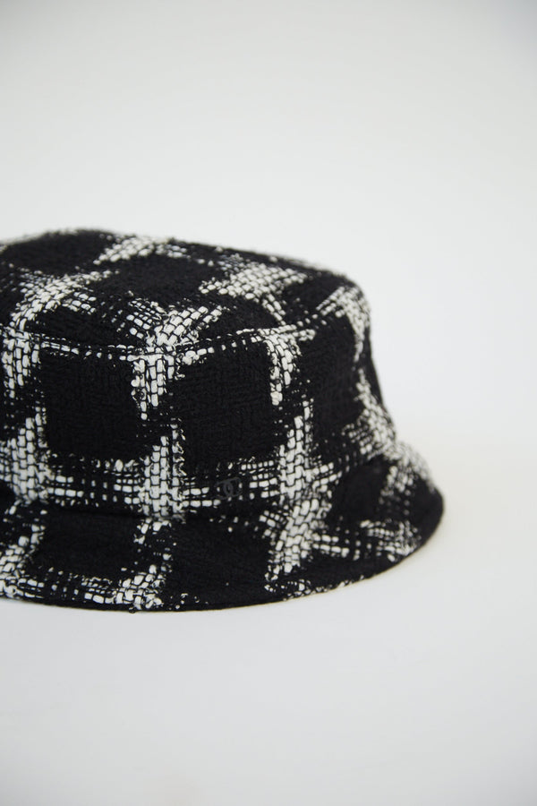 Chanel Bucket Hat Tweed (Black/White)