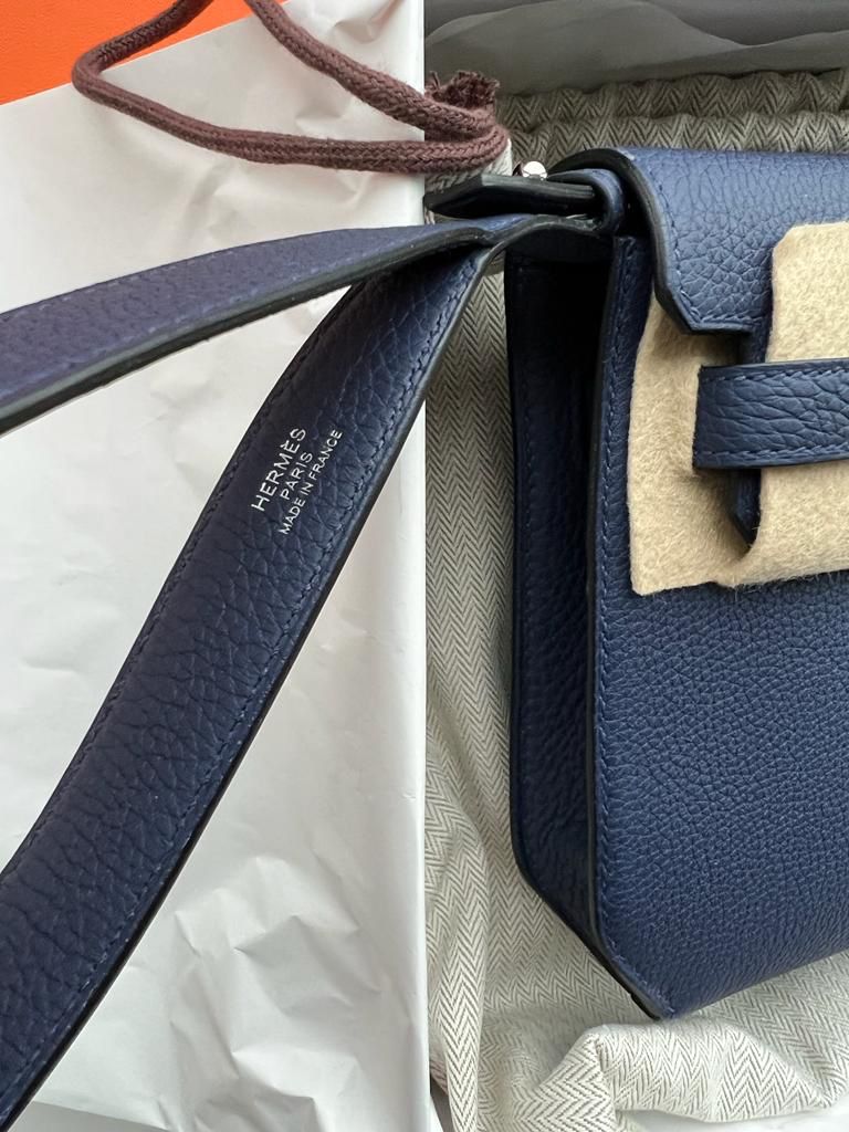 Hermès Kelly Depeches 25 Bleu Saphir Palladium Hardware