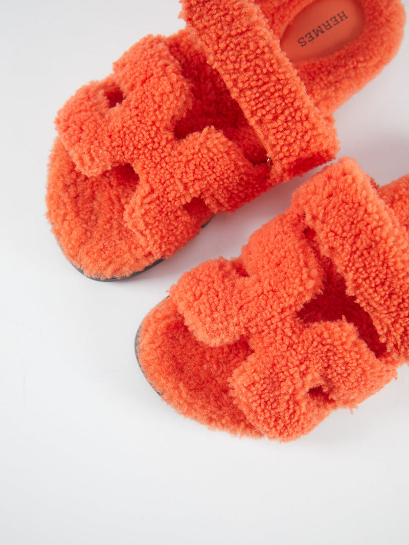 Hermès Chypre Full Shearling Sandals (Orange)