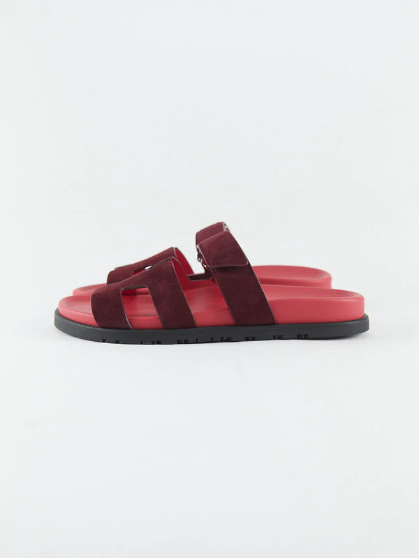 Hermès Chypre Sandals (Rouge Marsala)